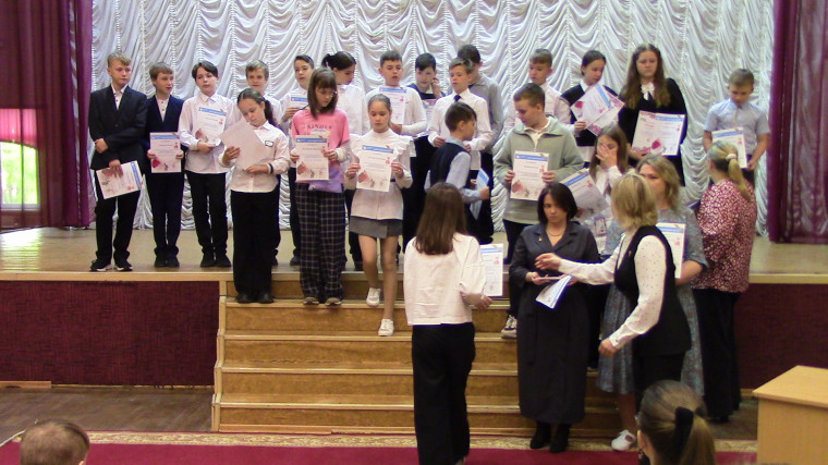 Традиционный праздник «За честь школы.